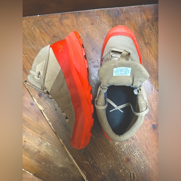 Arcteryx hiking boots Aerios Mid GTX - Picture 3 of 3